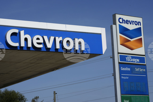 "Шеврон" отчете спад на приходите и печалбата през третото тримесечие, но надмина пазарните очаквания