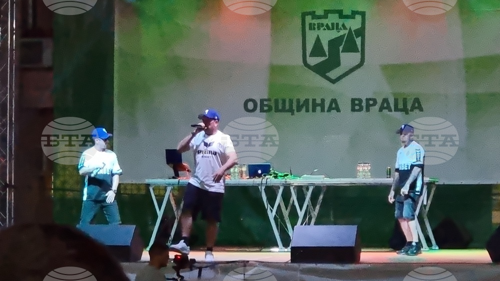 Английската поп група "Ийст 17" откри фестивала "Rewind Vratsa Festival 2025"