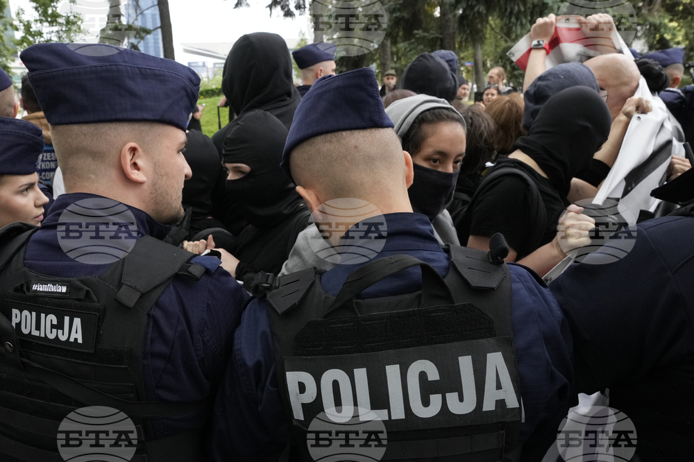 Членове на делегацията на сръбския Нови Пазар са били нападнати от група маскирани мъже в Бялисток
