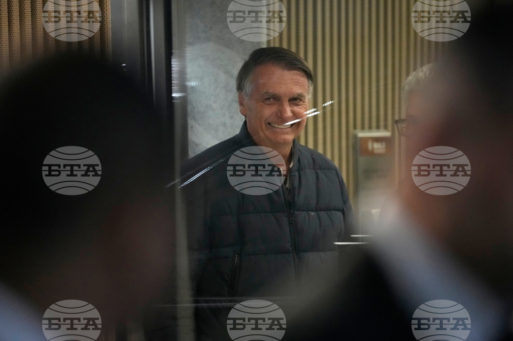 Върховният съд на Бразилия не разпореди ареста на Болсонаро след "изолираното" му нарушение на съдебните разпоредби