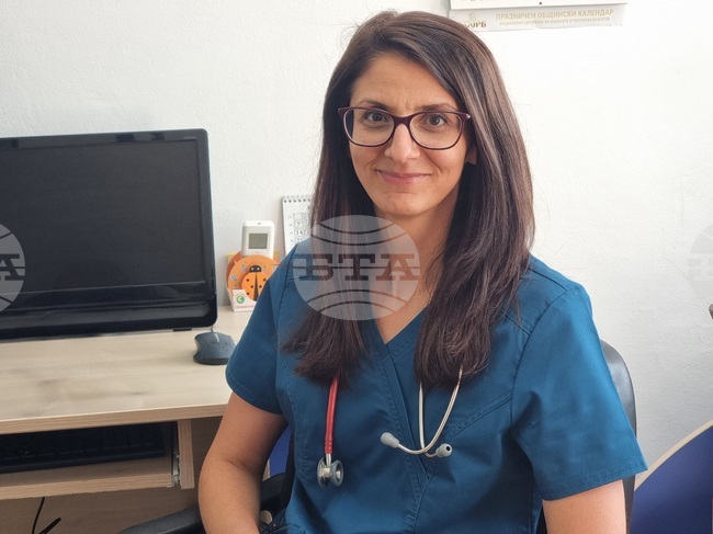Децата са по-чувствителни от хипертониците към летните горещини, каза детският лекар от Кърджали Неше Якуб