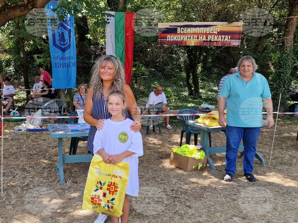 Свищов - река Дунав - масово преплуване
