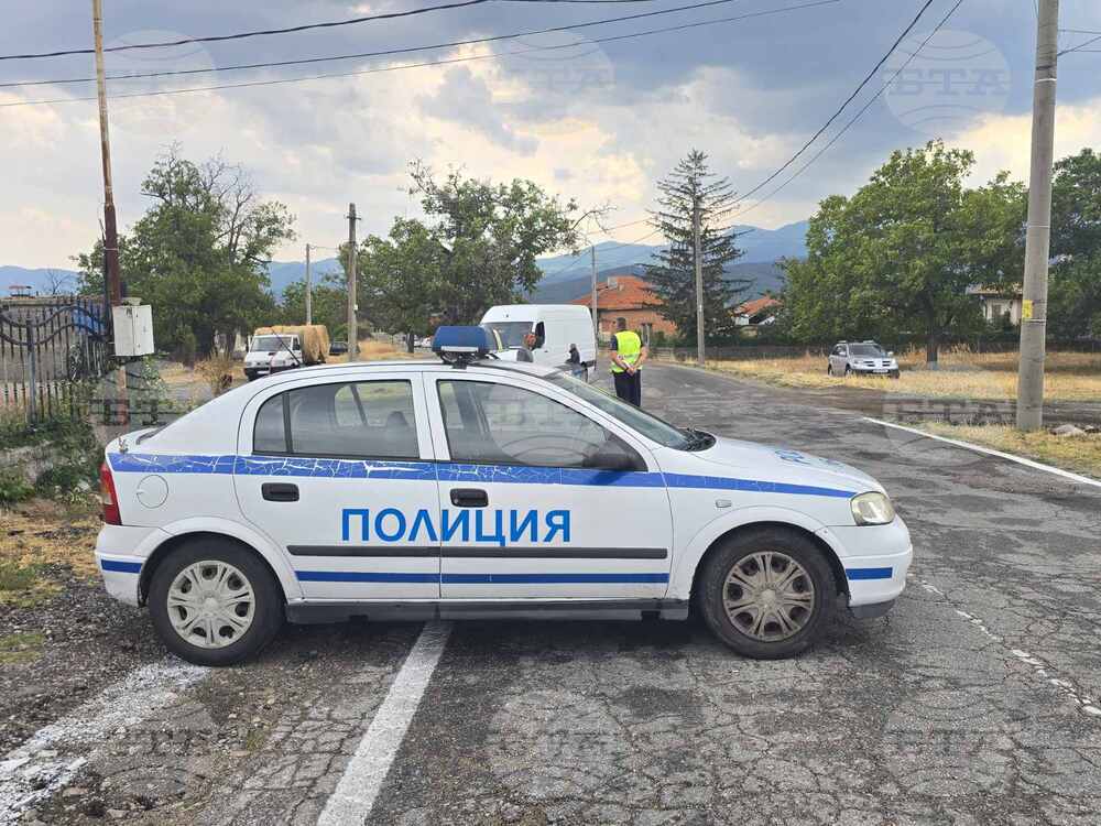 Катастрофа между два камиона затвори прохода Троян-Кърнаре