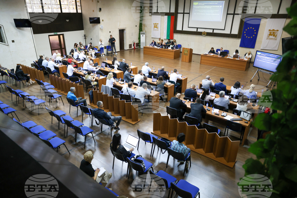 Програма за насърчаване на успешни младежи приеха общинските съветници в Благоевград