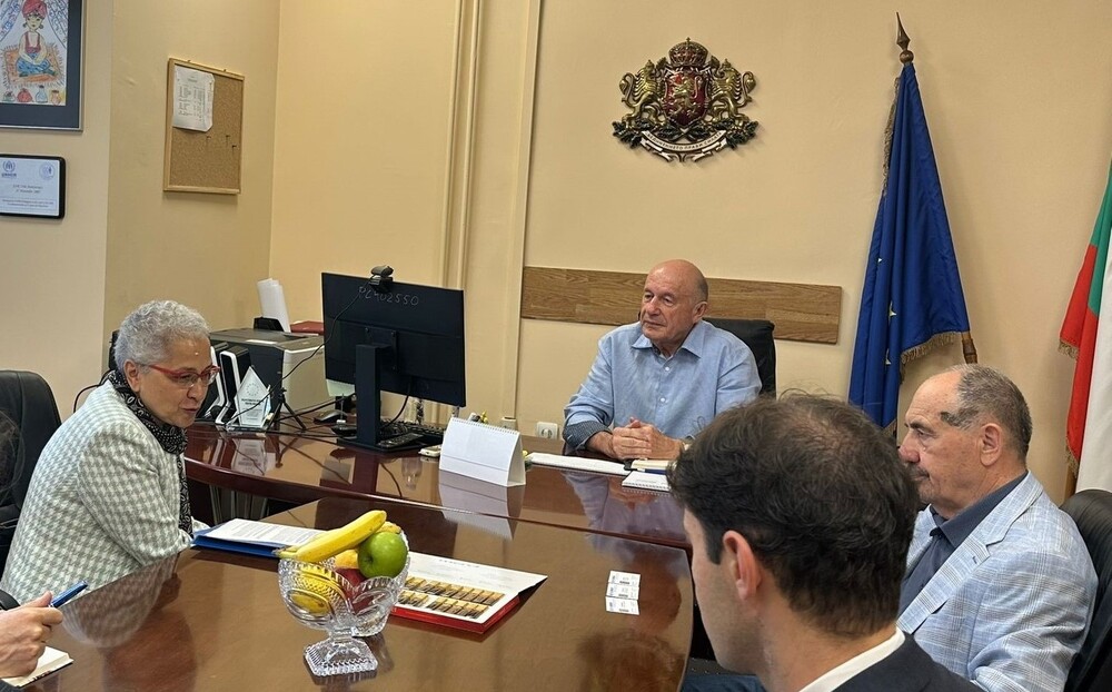 Refugee Agency Chair, UN Commissioner for Refugees Bulgaria Discuss Refugee Integration