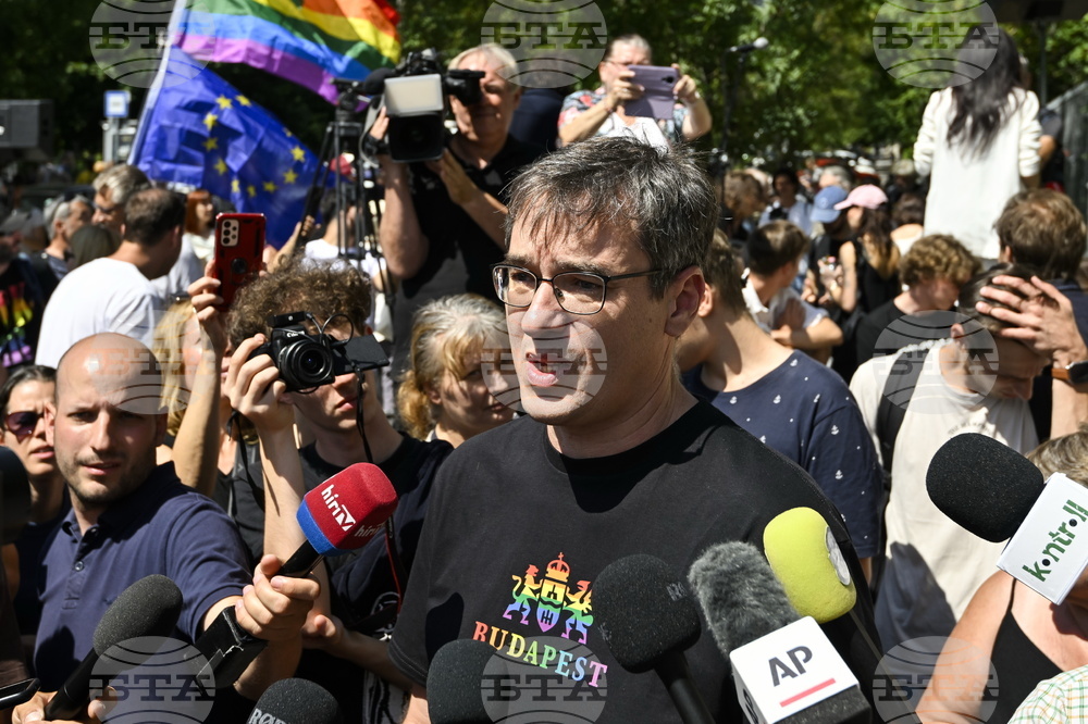 Кметът на Будапеща бе разпитан във връзка с организирането на парад на ЛГБТ общността