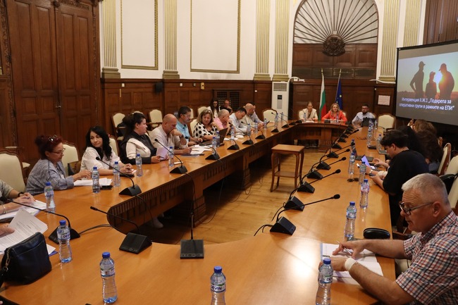 Agriculture Ministry Launches Consultations with Industry on Criteria for Supporting Innovative Projects under Strategic Plan