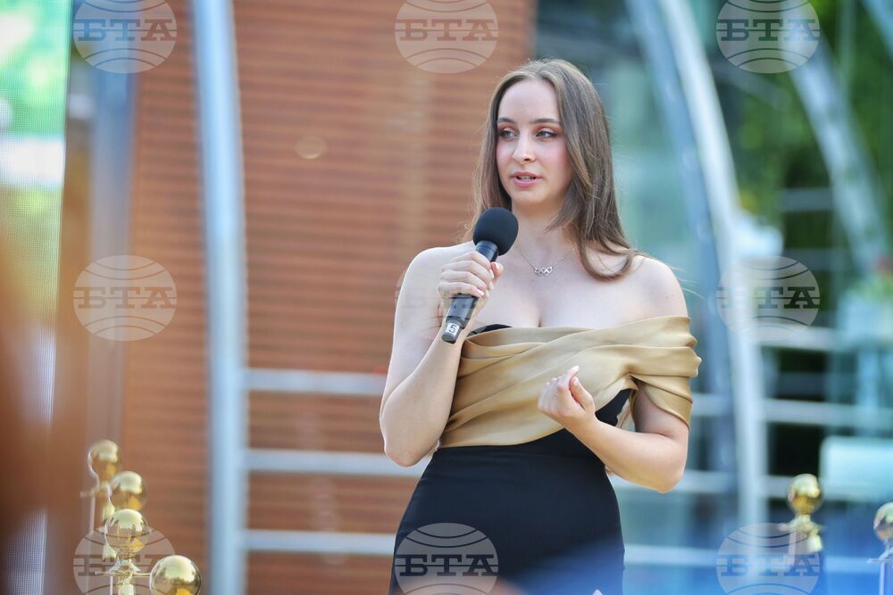 Бургас - Стефани Кирякова - "Родена за Олимп" - среща