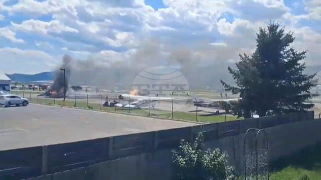 Пожар спря всички полети на главното летище на Бангладеш