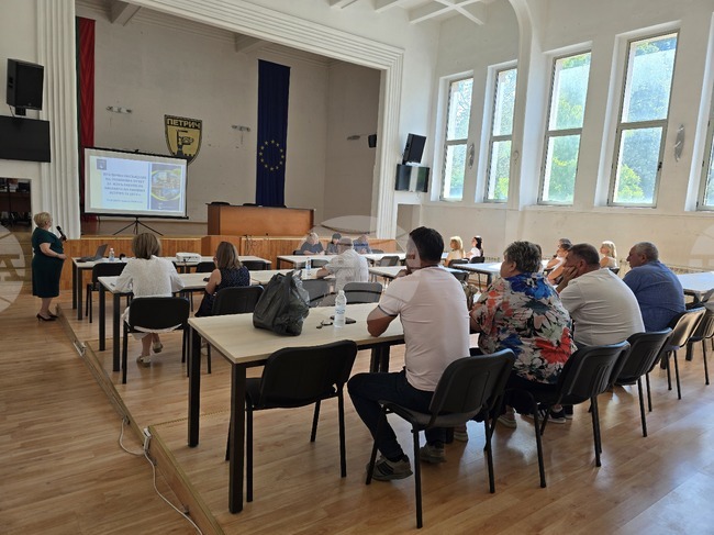 Община Петрич отчита преизпълнение на приходите и разходите в бюджета за 2024 година, каза заместник-кметът Минка Салагьорова