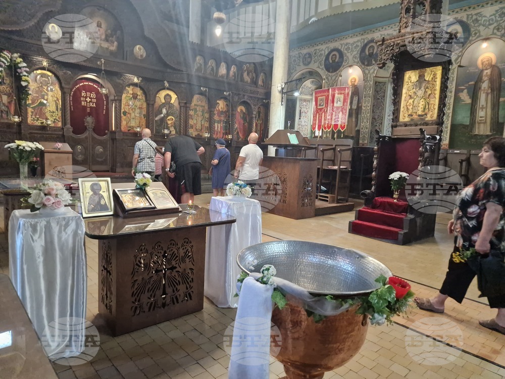 Търговище - църква „Успение Богородично“ - храмов празник