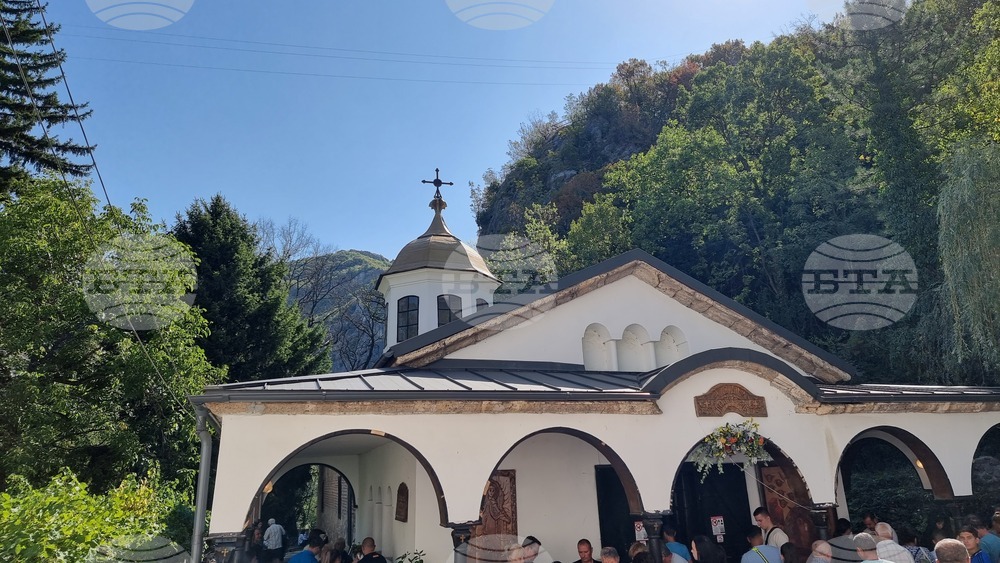 Черепишки манастир - празник