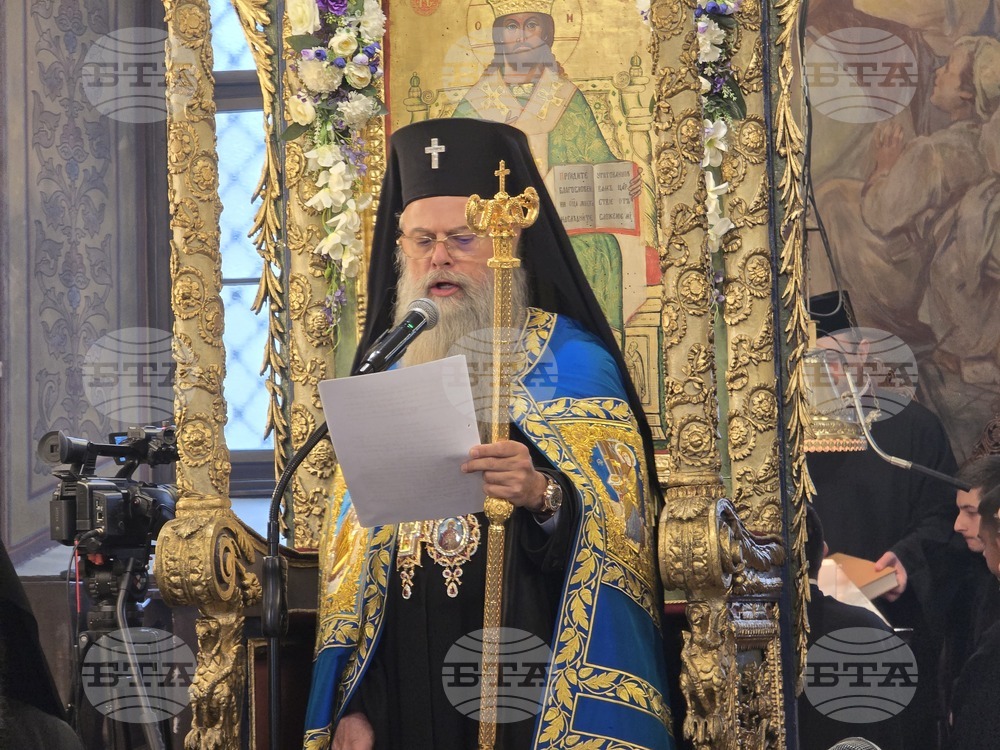 Пловдив - Успение Богородично - Архиерейска света литургия