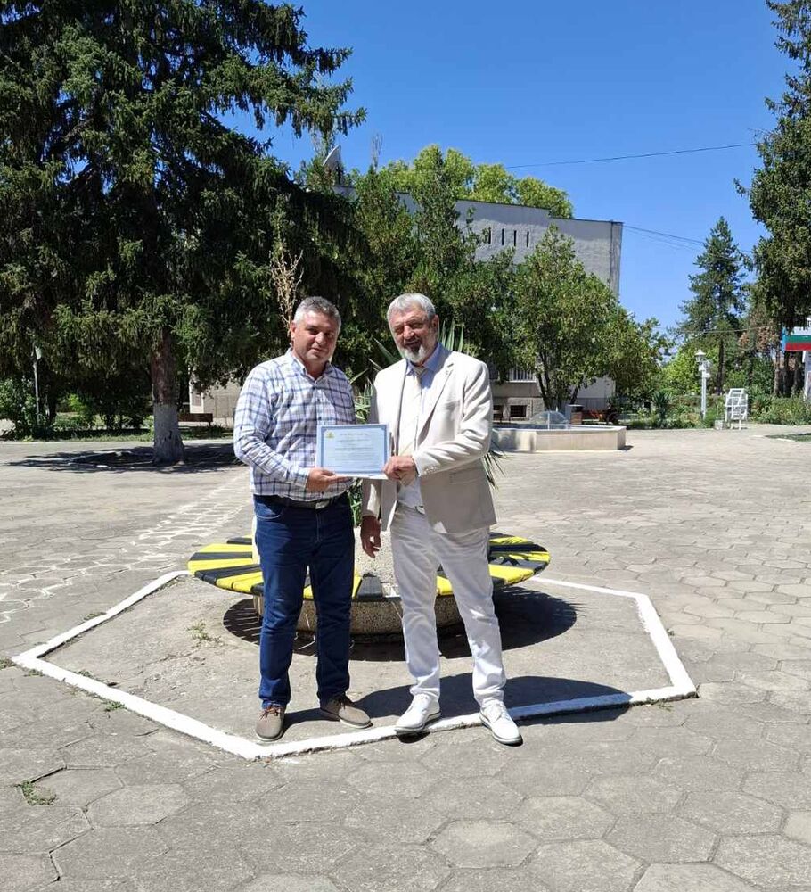Началникът на Районното управление в Бяла бе отличен с грамота от областния управител на Русе