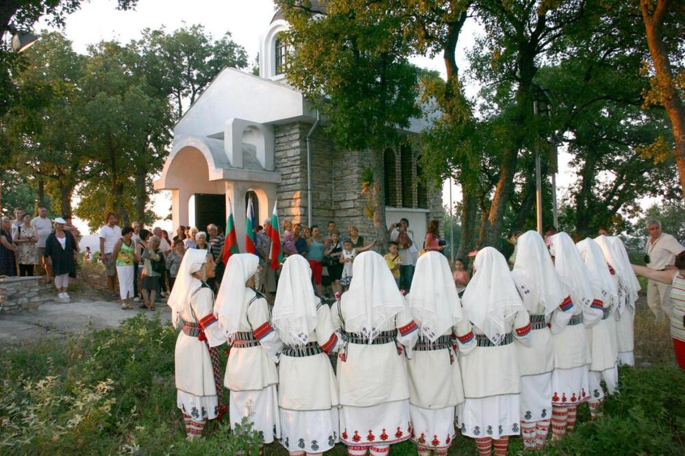Eleven European Universities to Present Bulgarian Literary Routes Programme in Southern Village of Huhla