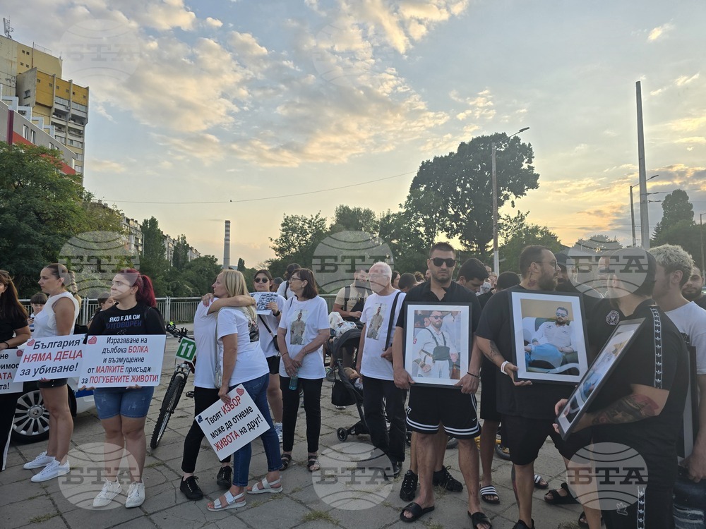 Сдружение “Ангели на пътя” - протест срещу войната по пътищата