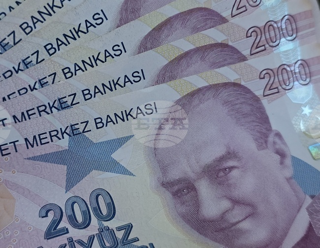 Турция арестува 60 души в мрежа за незаконни плащания за 31 милиона долара, обхващаща няколко държави