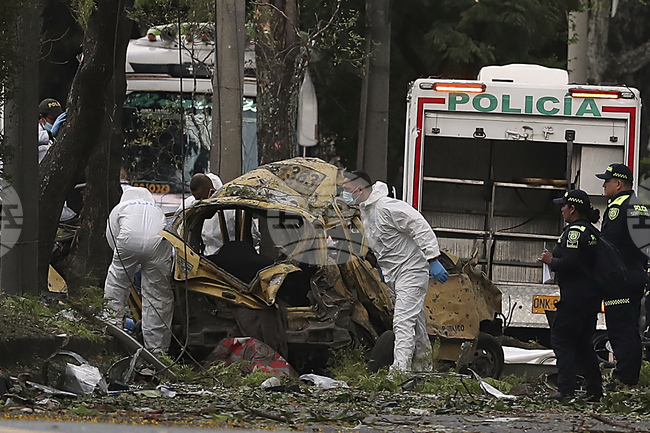 Най-малко 18 убити при две атаки в Колумбия