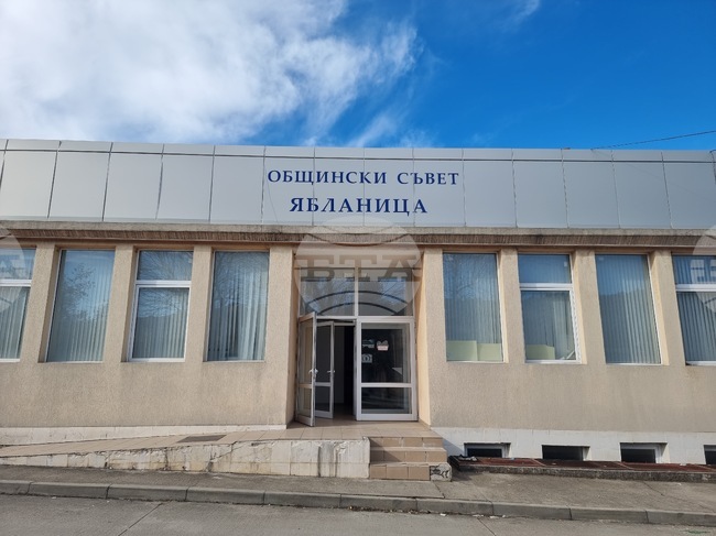 Общинският съвет в Ябланица ще разгледа предложение за съществуването на самостоятелни паралелки с ученици под установения минимум