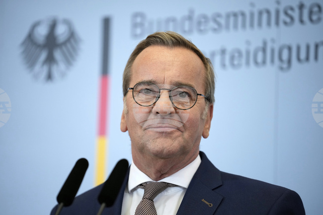 Германия и Норвегия обсъждат планове за съвместно производство на нови подводници с Канада