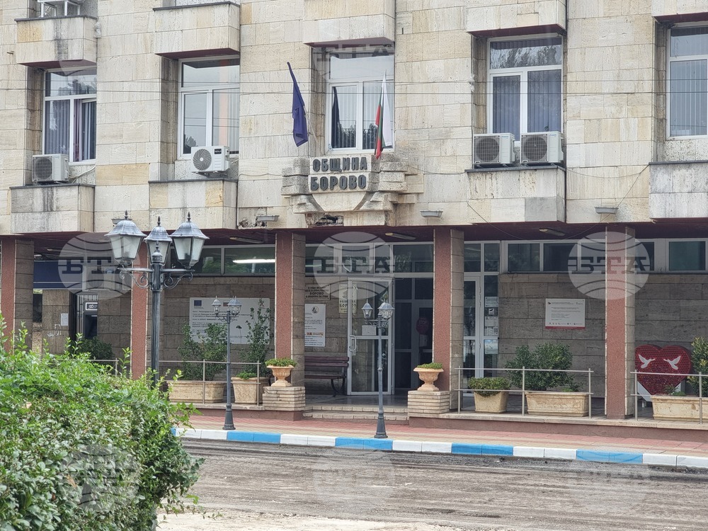 Кметът на Борово предлага в центъра на града да бъде поставен LED-дисплей за подобряване на начините на комуникация с гражданите