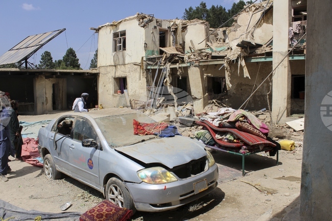 Пакистански дронове и самолети нанесоха удари по ислямисти в Афганистан като отговор на смъртоносен атентат