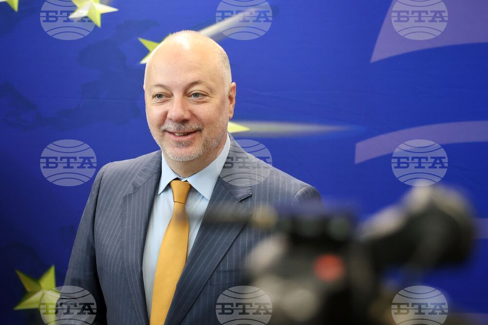 Правителството е изпратило на президента искане за съгласуване за Деньо Денев като председател на ДАНС, съобщи премиерът Росен Желязков