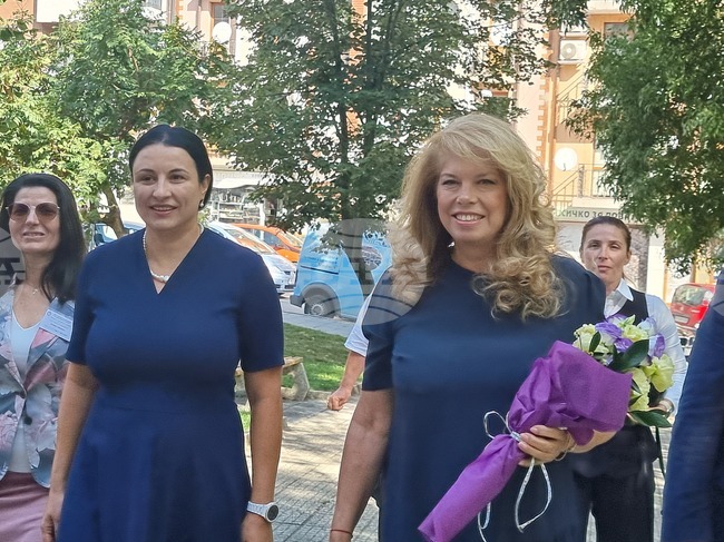 От посещението на Урсула фон дер Лайен не получихме новина за ангажиментите, които ЕК е поела към България, каза вицепрезидентът Илияна Йотова