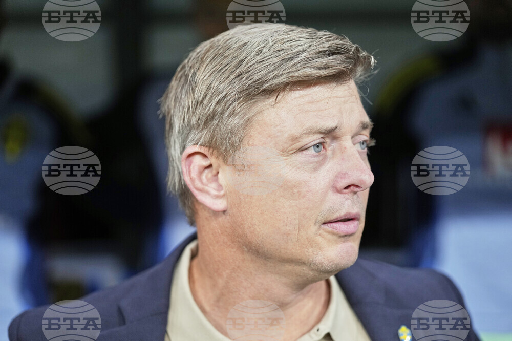 Йон Дал Томасон вече не е треньор на националния отбор на Швеция