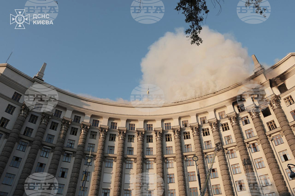 Повече от 10 района в Киев бяха атакувани тази нощ при руски удари, заяви Украйна