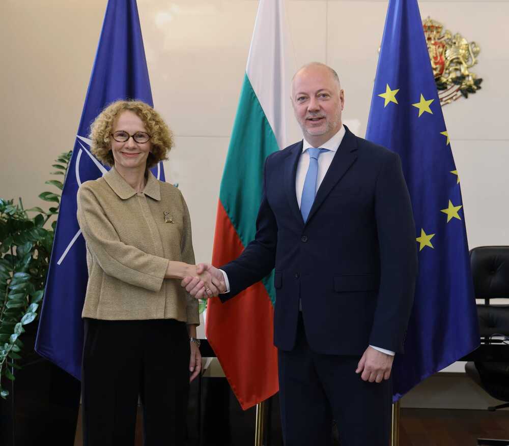 PM Zhelyazkov Confers with NATO Deputy Secretary General Sekerinska