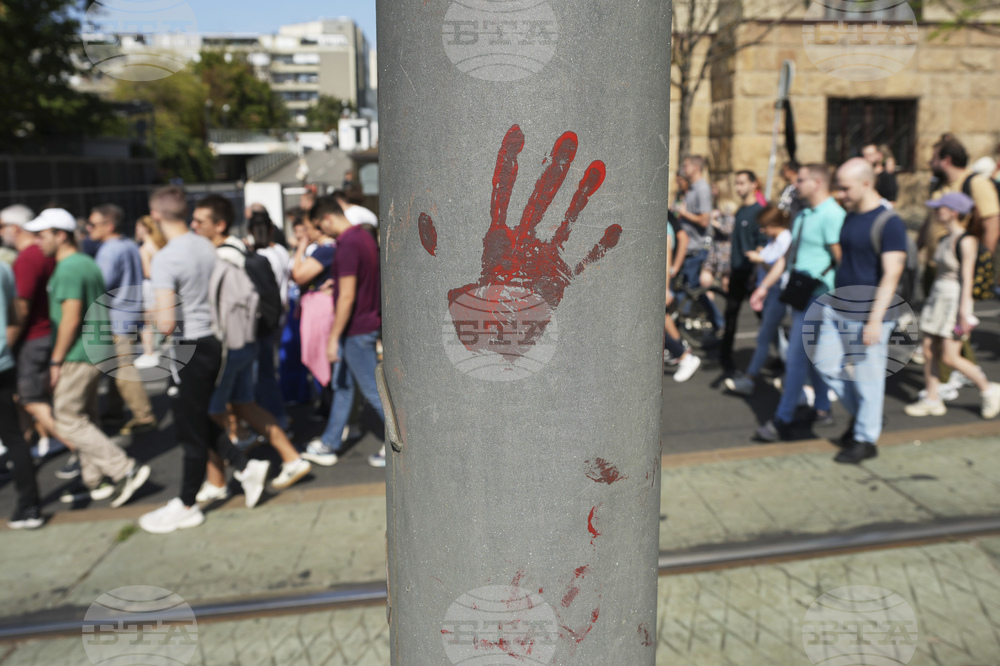 Сръбските студенти, вървящи пеша от Белград до Нови Сад, имат нужда от спешни дарения