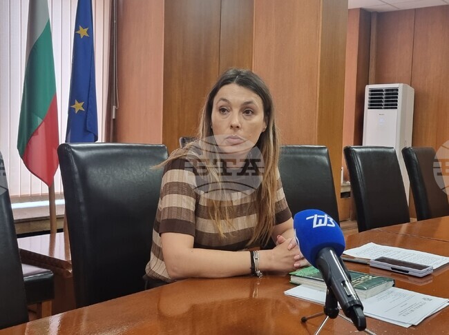 Деца от детската градина „Братя Грим“ в Шумен, чиято сграда има пропуквания, може да бъдат преместени в училище в близост