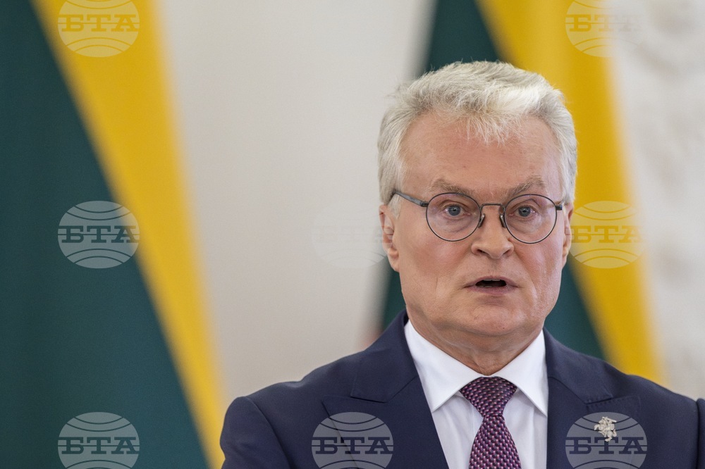 Литовският президент Гитанас Науседа потвърди, че руски военни самолети са нарушили въздушното пространство на Литва