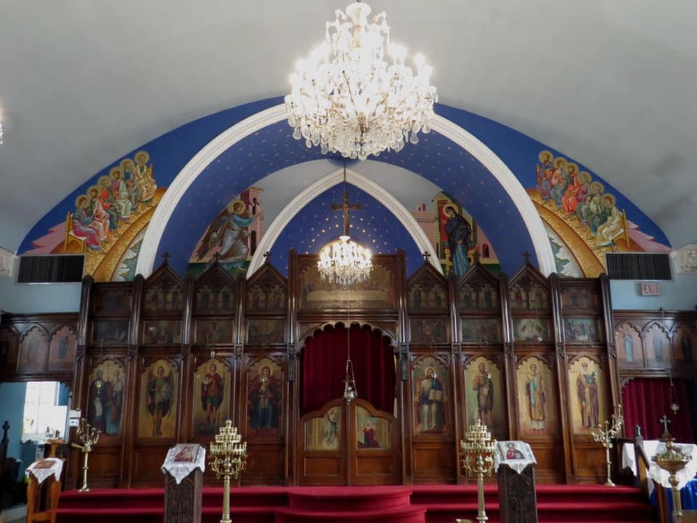 В Македоно-българската източноправославна църква „Св. Георги“ в Торонто днес ще бъде отслужена Света литургия по повод Кръстовден