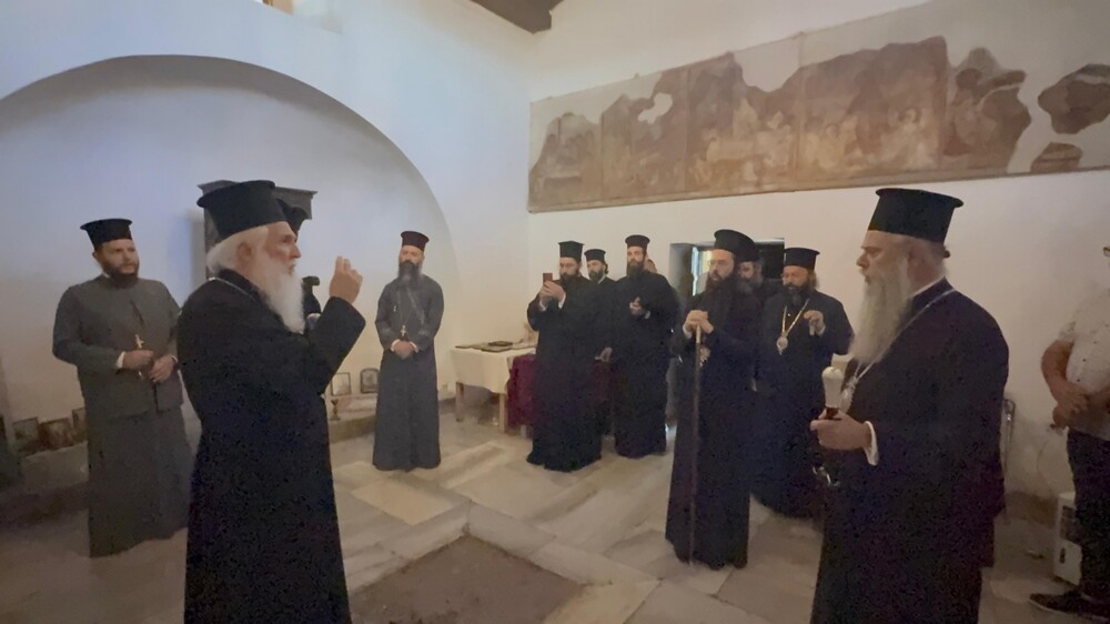 Висши духовници от Българската и Гръцката православна църква посетиха храма на остров Света Анастасия