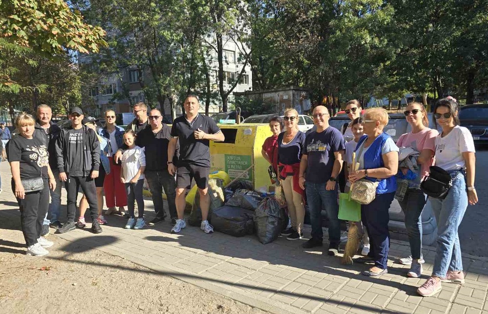 Служители на Община Варна се включиха в кампанията „Да изчистим България заедно“