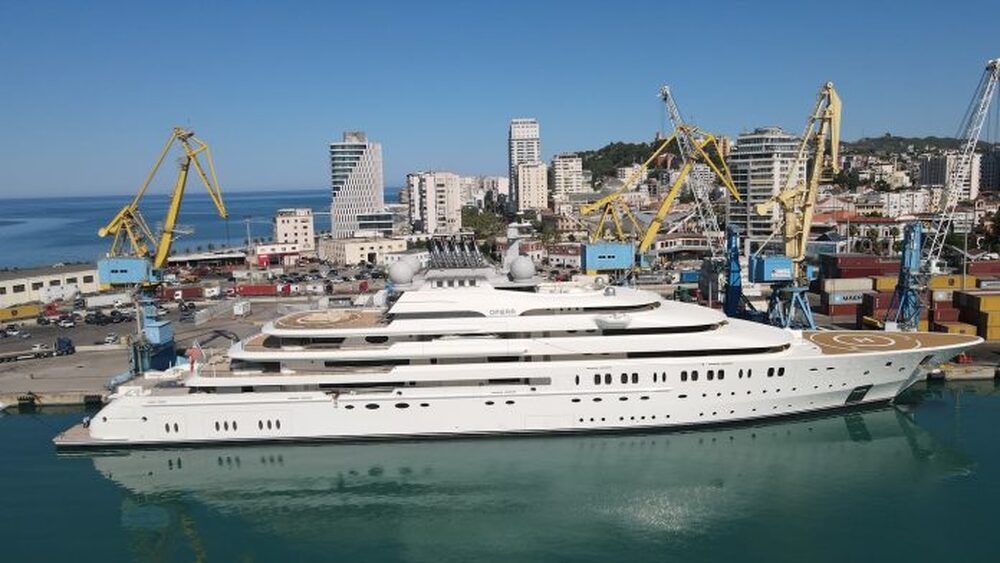 АТА: Износът на Албания нараства с 12,9 процента на годишна база през август, основни търговски партньори са Косово и Гърция