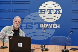 Национален пресклуб на БТА Шумен - списание ЛИК - представяне - Кольо Стайков