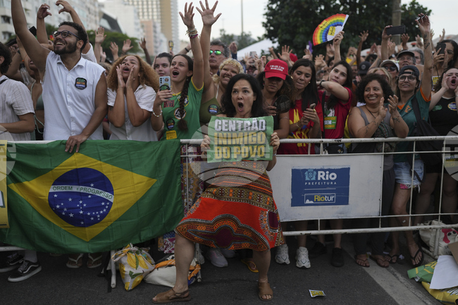 Десетки хиляди излязоха на протести в Бразилия срещу законопроект, който може да даде амнистия на Болсонаро