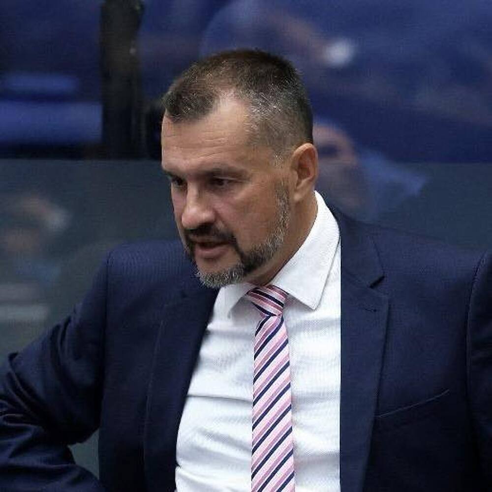 Калоян Методиев, "Непокорна България”: Позиция