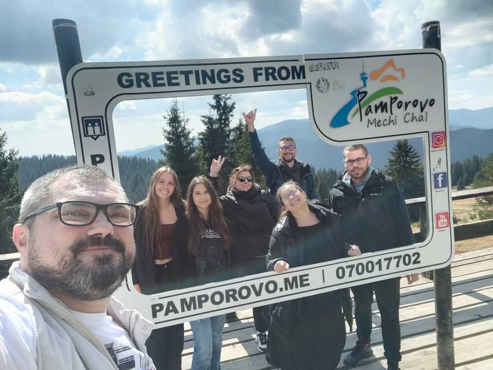 Казанлъшко сдружение осъществява в Пампорово два международни младежки проекта, насочени към екологията и медийната грамотност