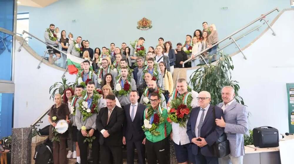 Коалиция „БСП – Обединена левица“: Петър Кънев се завърна с шампионския отбор по волейбол