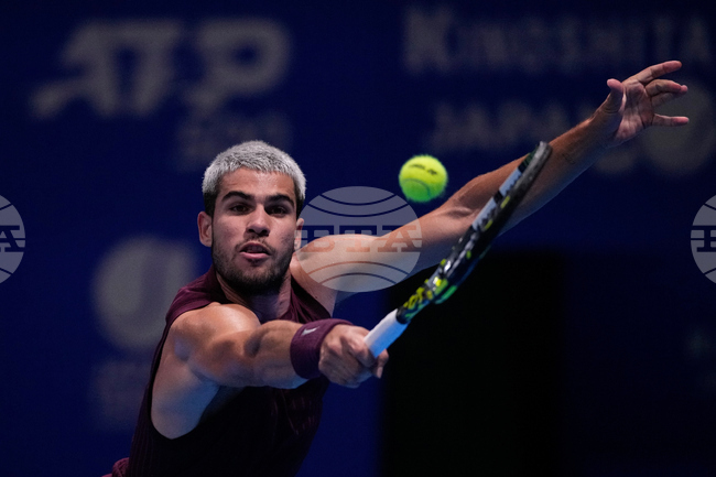 Камерън Нори отстрани Карлос Алкарас във втория кръг на турнира по тенис "Мастърс" в Париж