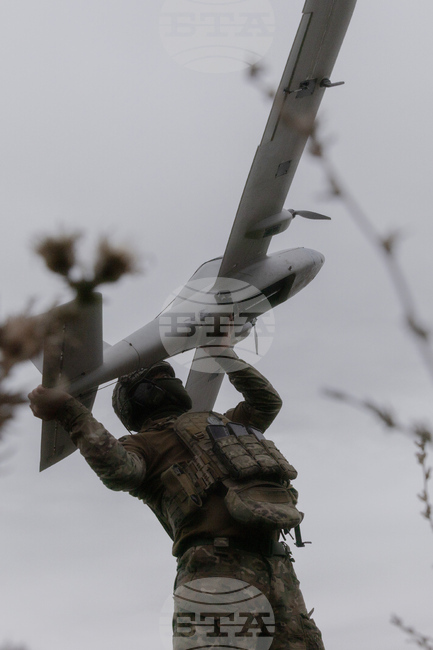 Руската ПВО е прехванала и свалила 130 украински дрона тази нощ, съобщи министерството на отбраната