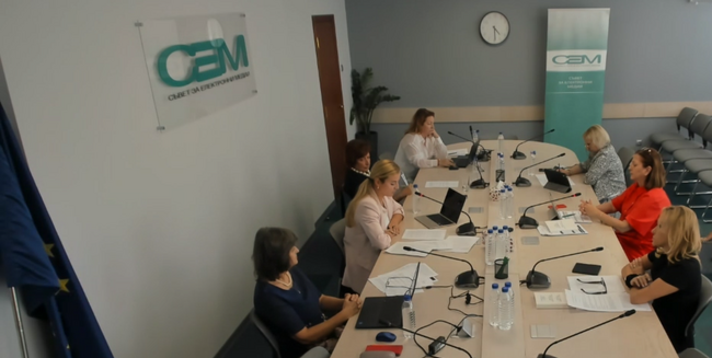 Съветът за електронни медии замрази конкурса за нов генерален директор на Българската национална телевизия след съдебно решение по жалба на Сашо Йовков