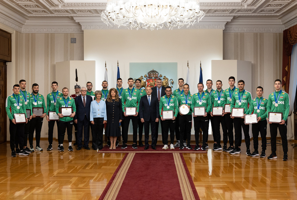 President, Parliament Honour Bulgaria’s National Volleyball Team following World Championship Triumph