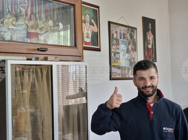 След успешна състезателна кариера в Германия Мехмед Зейти се завръща в България, за да помага в семейното стопанство в Печеница