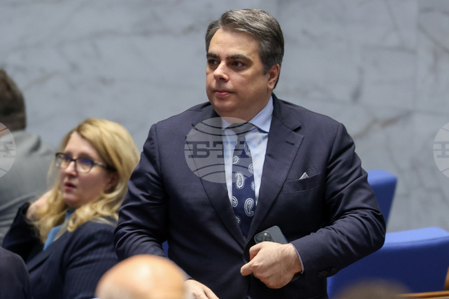 CC Chair Vassilev: Waste Collection Situation in Two Sofia Districts Starting to Normalize