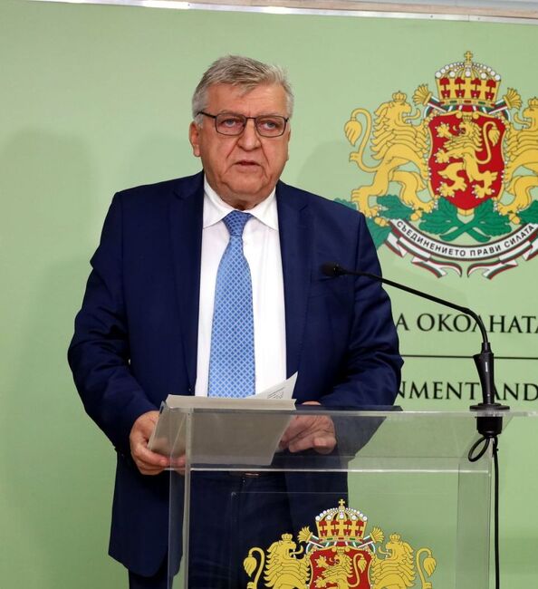 Министър Манол Генов пое ангажимент да работи за връщане на държавността и справедливостта като основа на обществото и институциите
